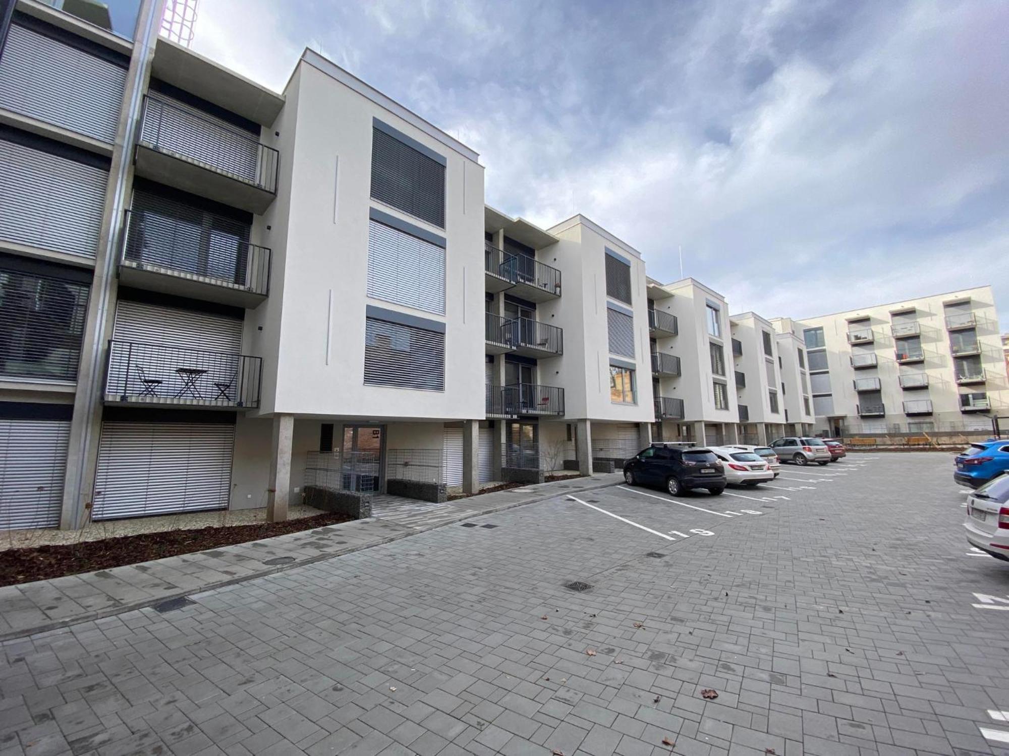 Bella Apartments Brno Buitenkant foto