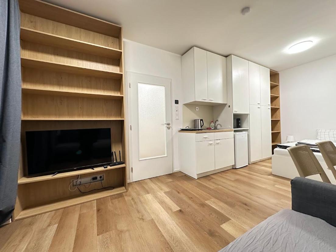 Bella Apartments Brno Buitenkant foto